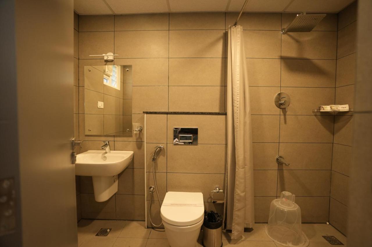 Grand Ganpat Hotel Vellore Buitenkant foto