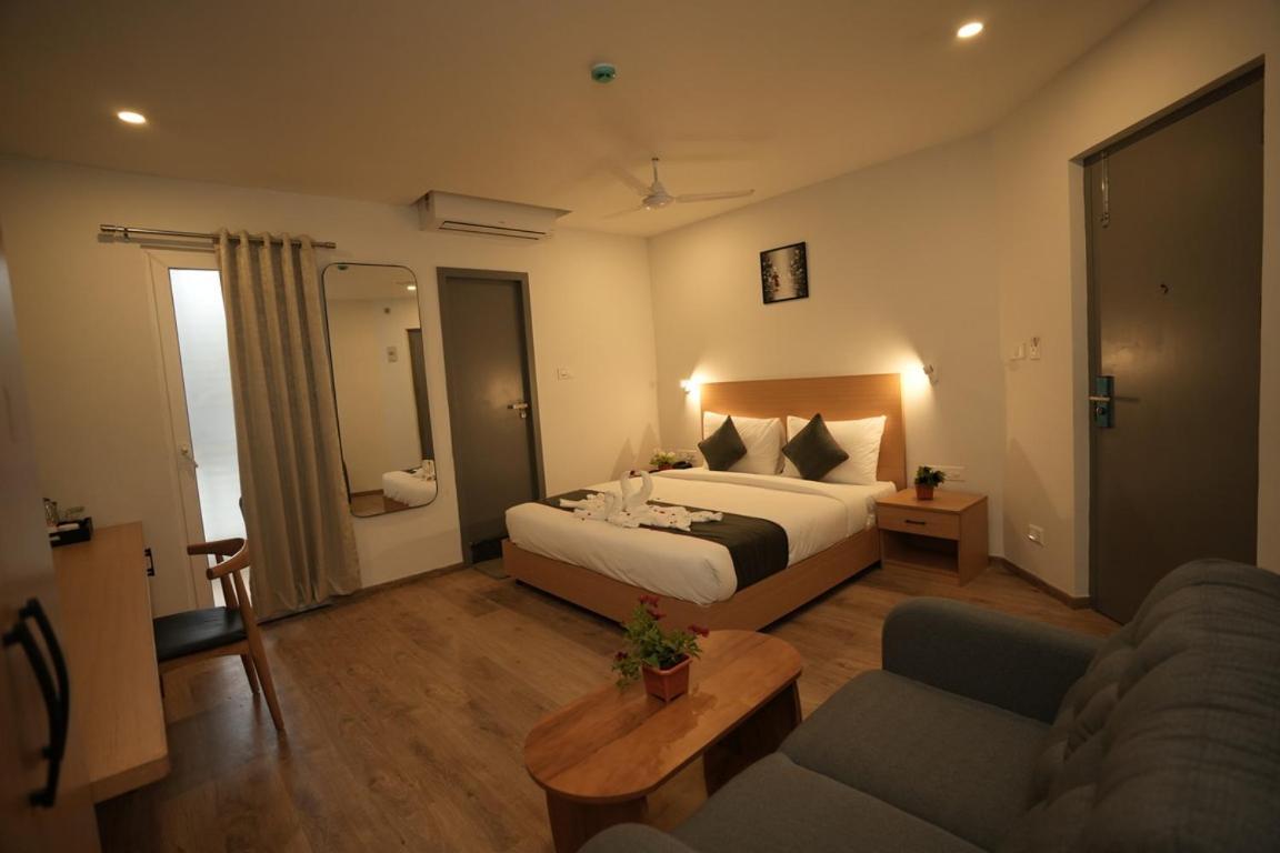 Grand Ganpat Hotel Vellore Buitenkant foto